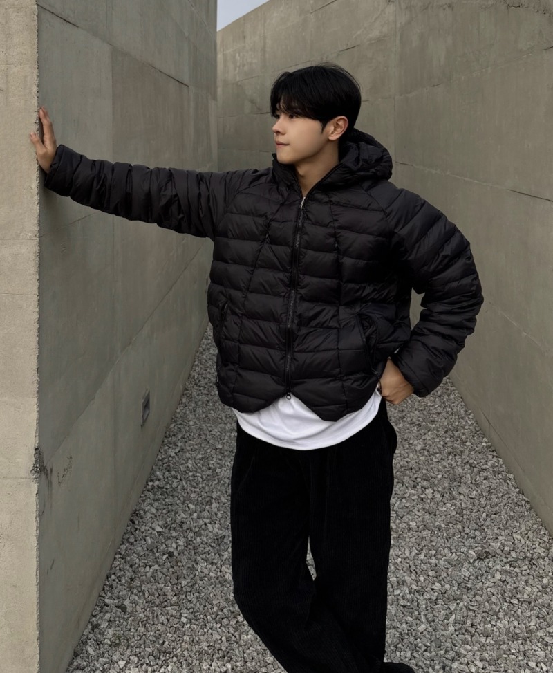 제론 경량패딩.jpg